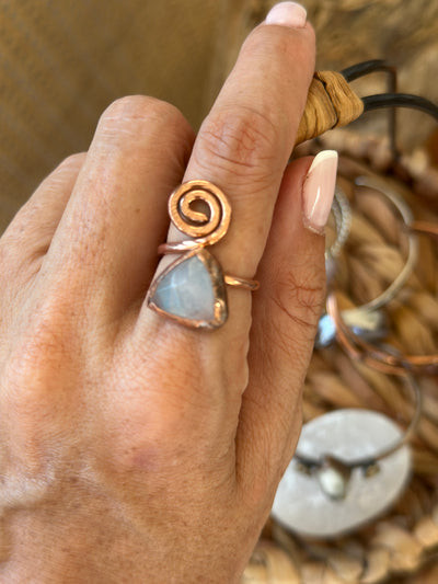 Ay Taşı (Moonstone) Taşlı El Yapımı Bakır Yüzük