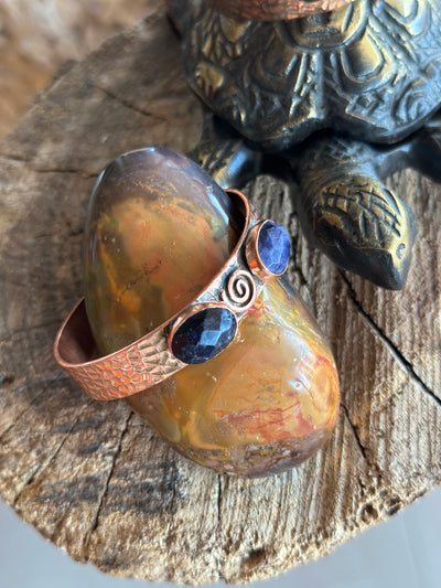 El Yapımı Lapis Lazuli Spiral Bakır Bileklik