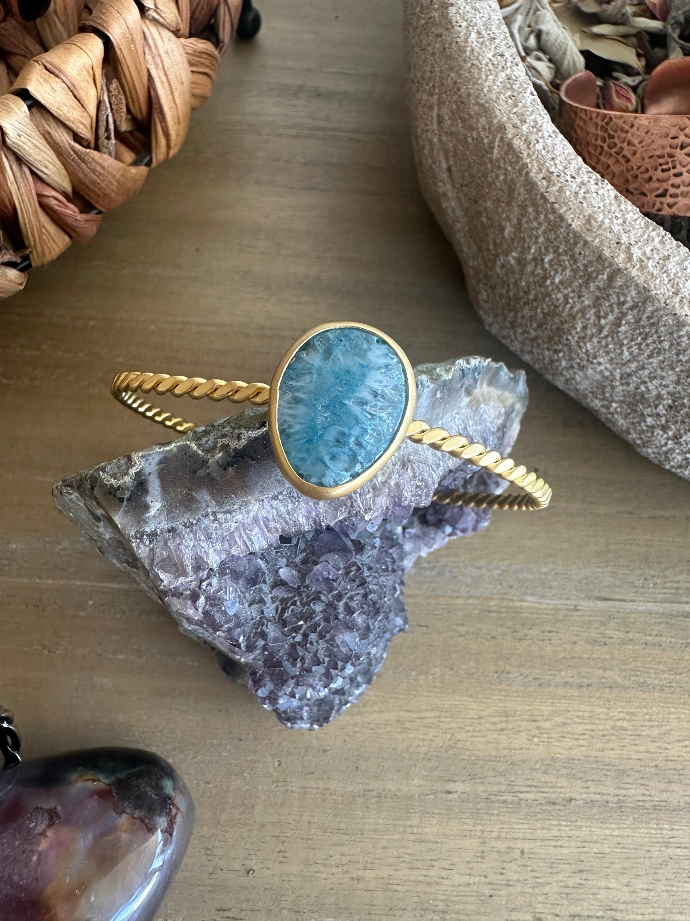 El Yapımı Altın Kaplama Mavi Druzy Bakır Bileklik